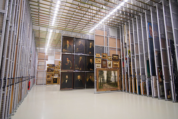 Panneaux coulissants, système d'archivage oeuvres d’art